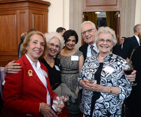 (left to right) Dasha Epstein, Nadine Gill, Roopa Unnikrishnan, Pulitzer Prize administrator Sig Gissler and Mary Gissler.