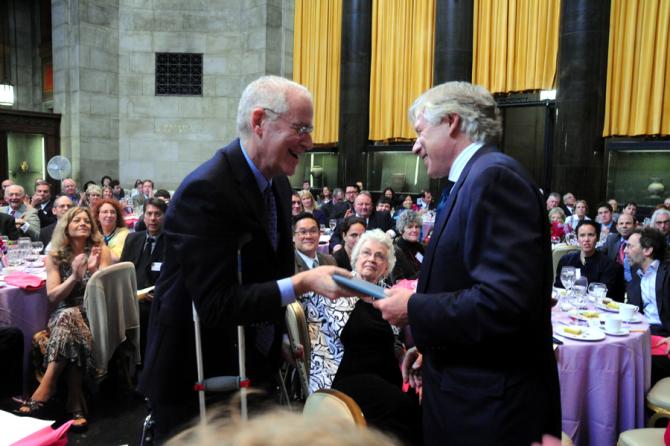 Lee C. Bollinger presents the 2011 Pulitzer Prize in Biography to Ron Chernow.